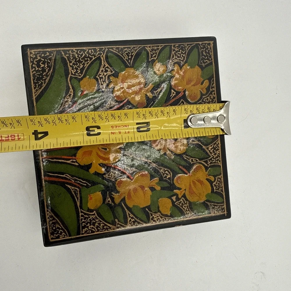 Hand Painted Paper Mache Box Floral Design Trinket Jewelry Keepsake Dar‎ & Sons